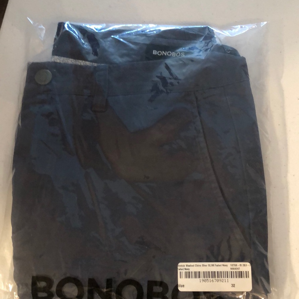 New bonobos slim chino shorts size 32